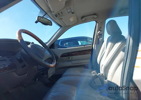 2004 Mercury Grand Marquis Ls z USA, uszkodzony, nr VIN 2MEHM75W04X670649